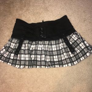 Black and white mini skirt